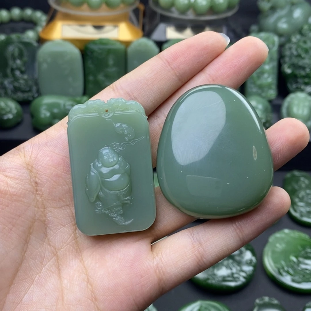 涛***冲和田玉（碧玉）未镶嵌挂件