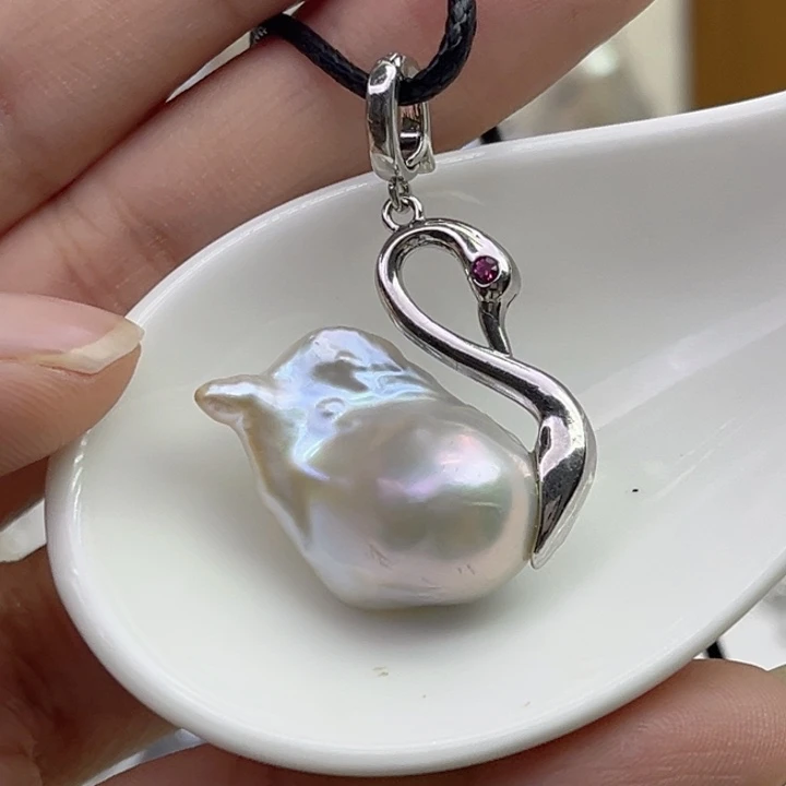 颈饰未镶嵌淡水珍珠