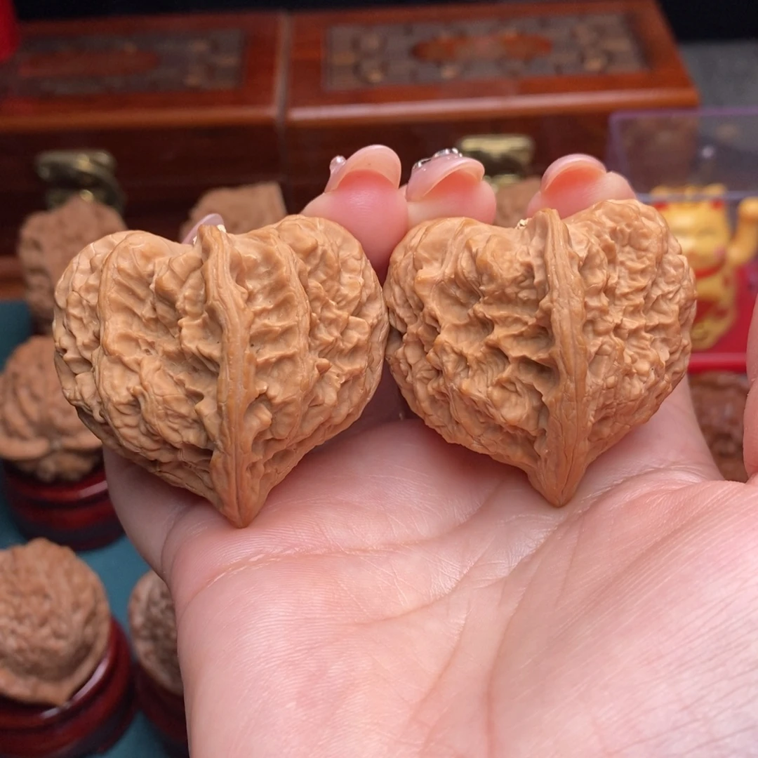 文玩核桃吊坠44火焰马蹄全