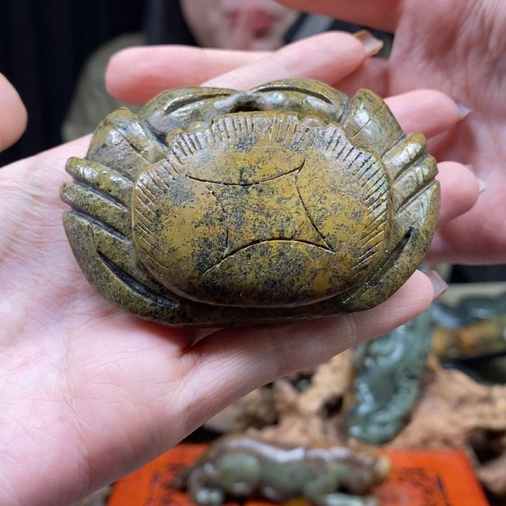 岫岩河磨玉（透闪石质玉）颈饰未镶嵌