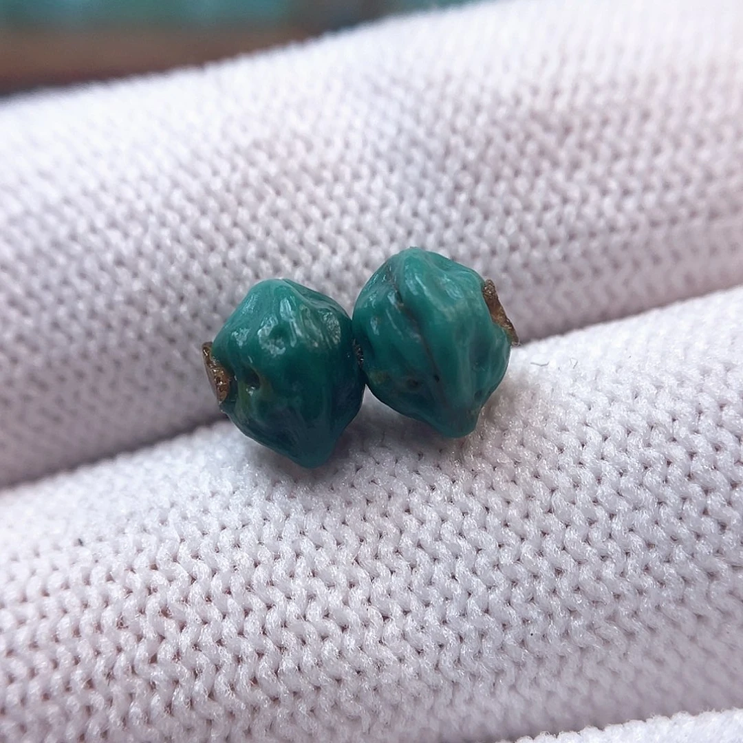 绿松石配饰未镶嵌