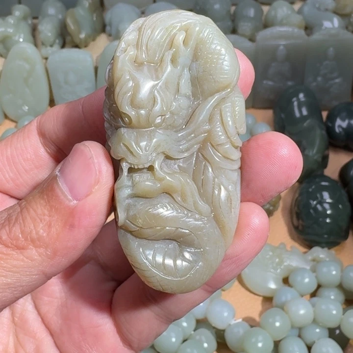 和田玉未镶嵌挂件