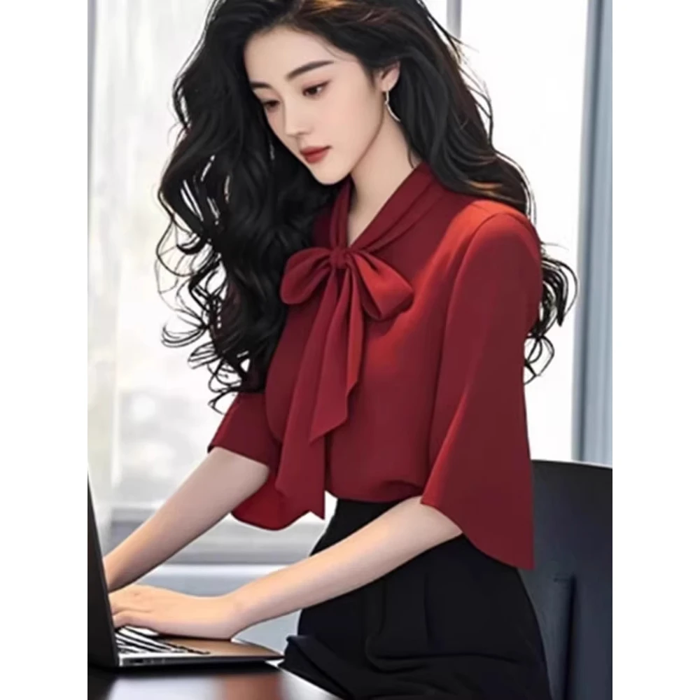 高级感红色蝴蝶结系带短袖衬衫女2025年夏季职业通勤穿搭气质衬衣