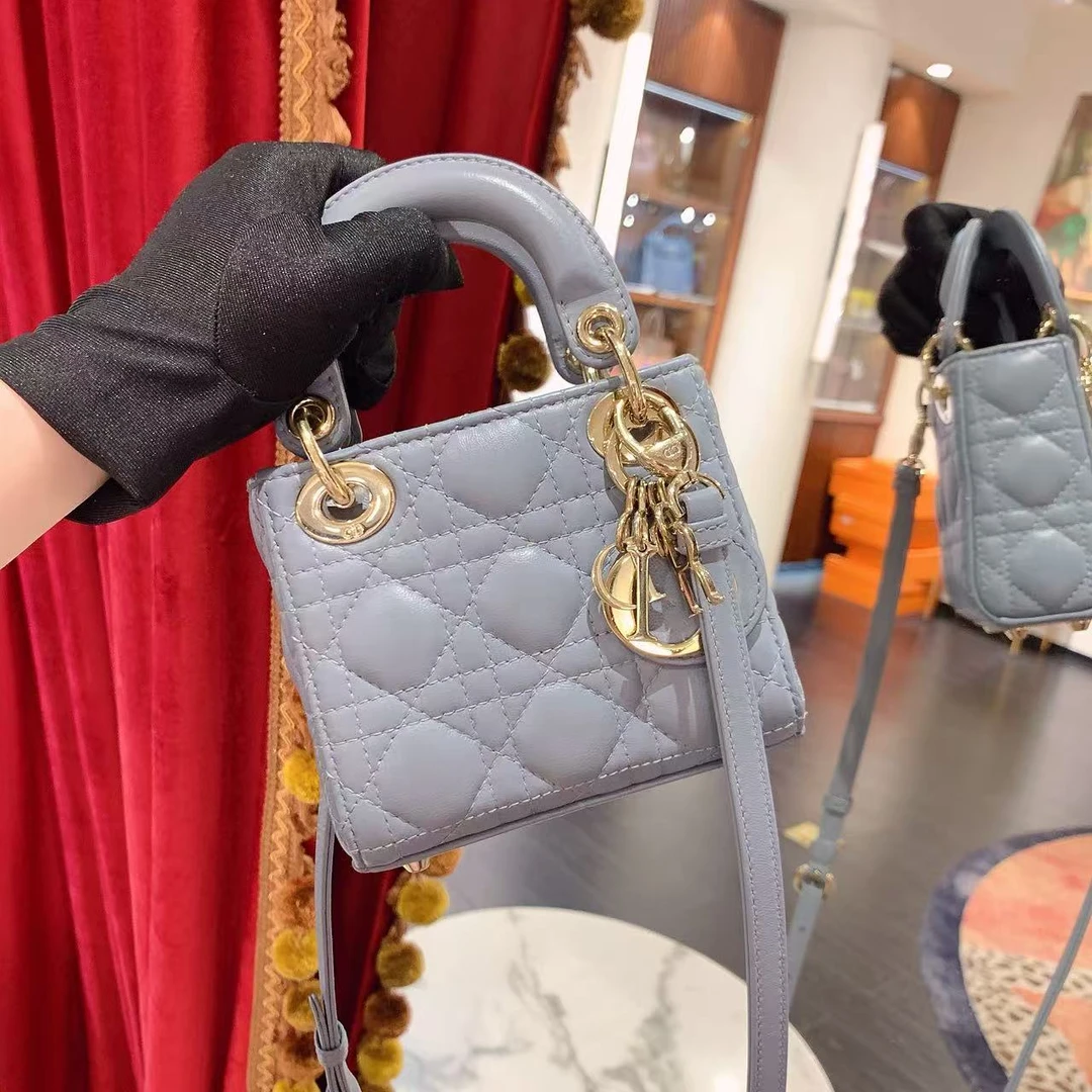 95新 DIOR/迪奥 戴妃超mini micro蓝色金扣羊皮芯片款/58423912