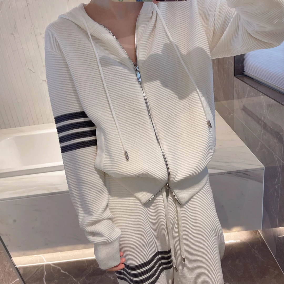 065（心心念念)华夫格拉链连帽休闲外套立体感针织运动套装宽松