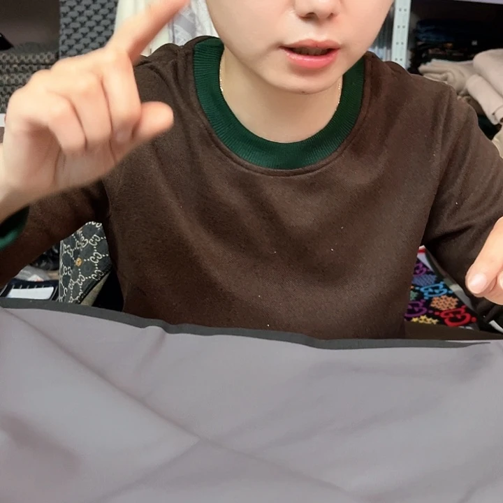 灰色蛋白皮两米加绒