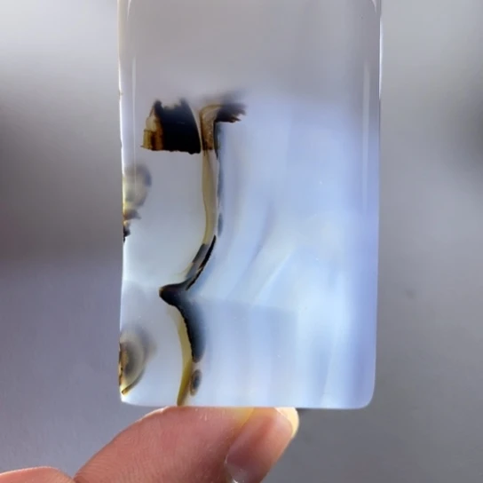 玛瑙/玉髓颈饰未镶嵌三***地