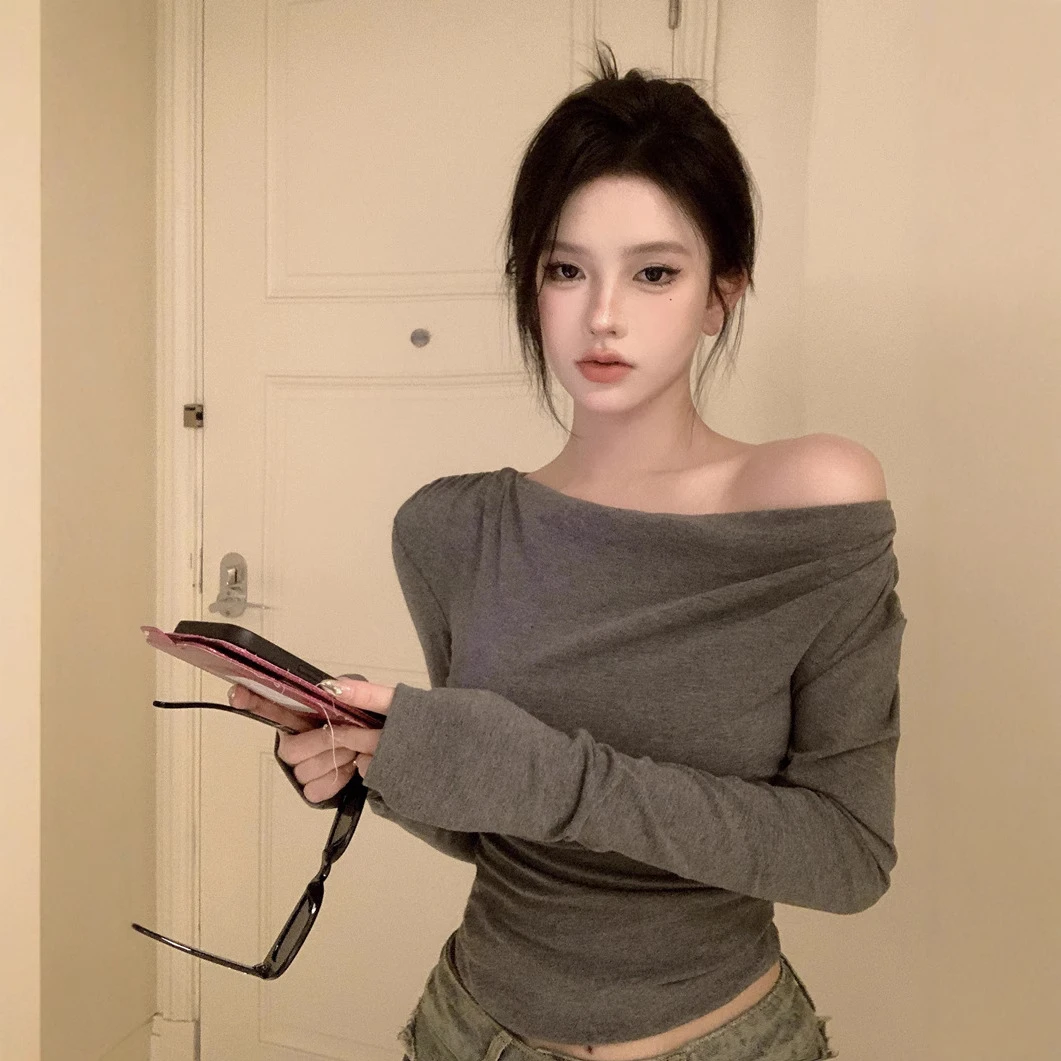 辣妹一字肩德绒长袖T恤女初秋露肩修身衣服五一旅游出街衣服