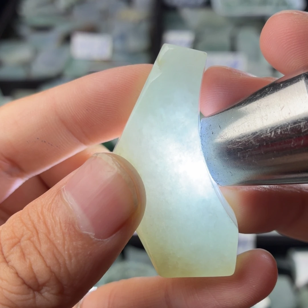 定制翡翠未镶嵌天然缅甸翡翠a货高糯化貔貅料