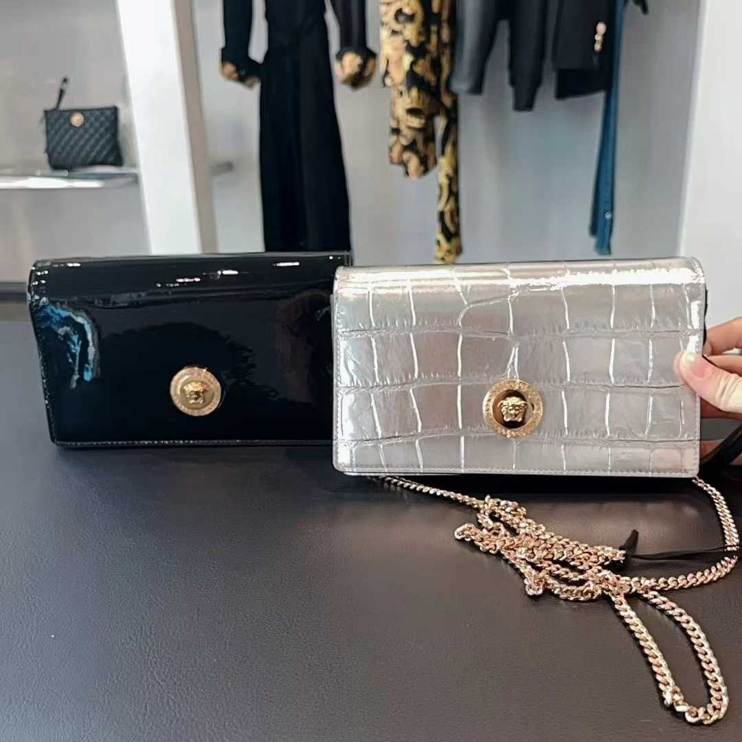 未使用 VERSACE/范思哲 女包美杜莎金扣链条单肩斜挎包