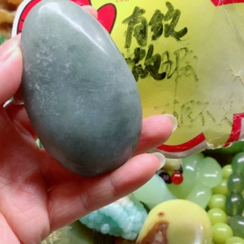 蛇纹石玉未镶嵌手把件