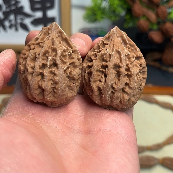 文玩核桃吊坠核桃56