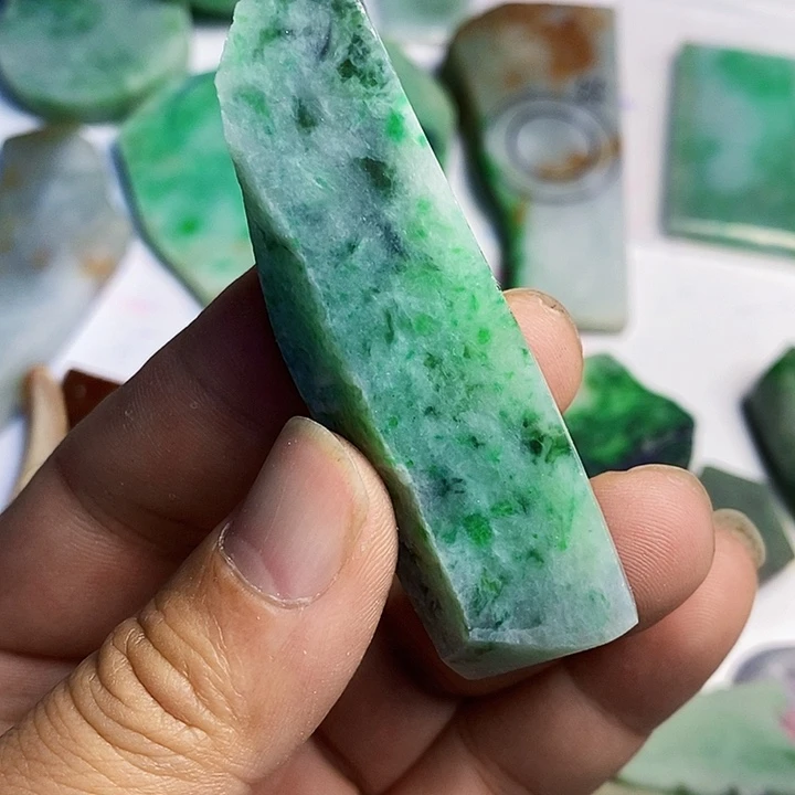 翡翠散珠天然翡翠A货挂件