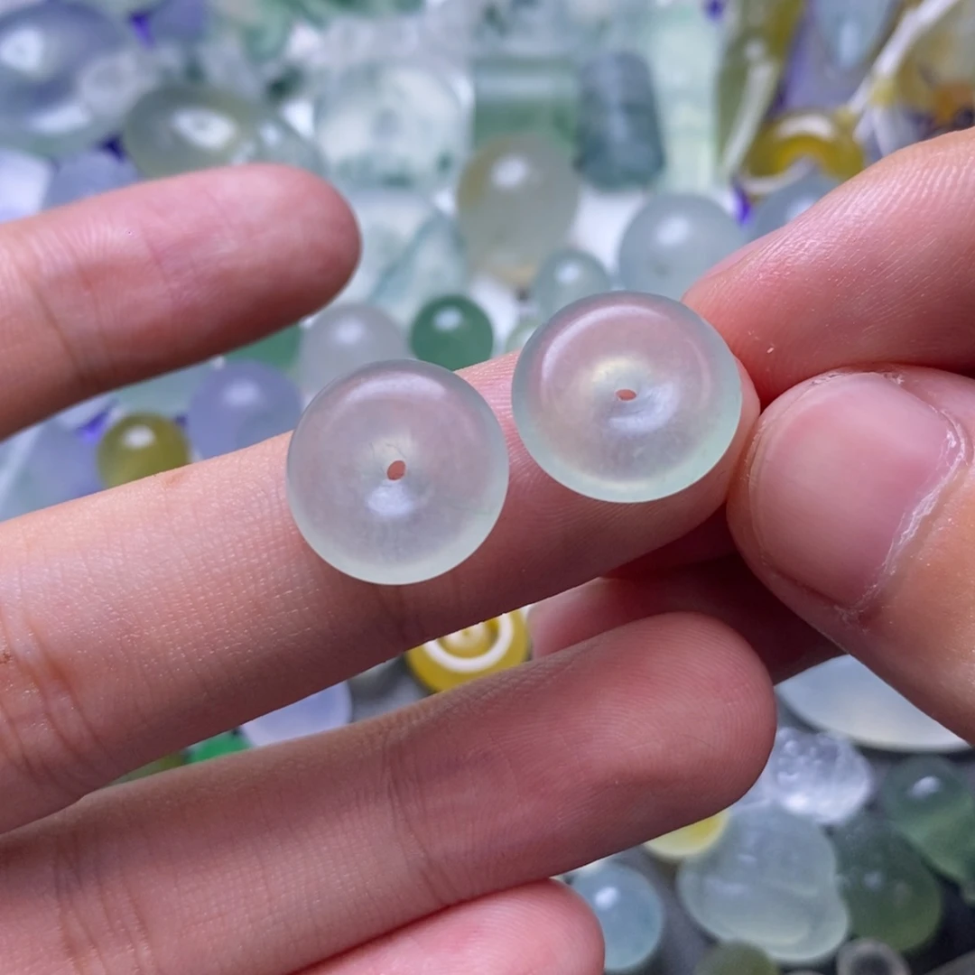 定制翡翠未镶嵌挂件