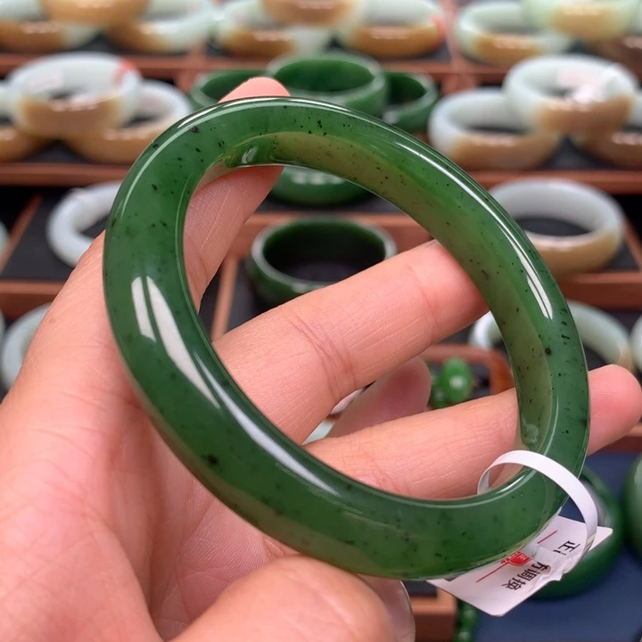 和田玉（碧玉）手镯未镶嵌58