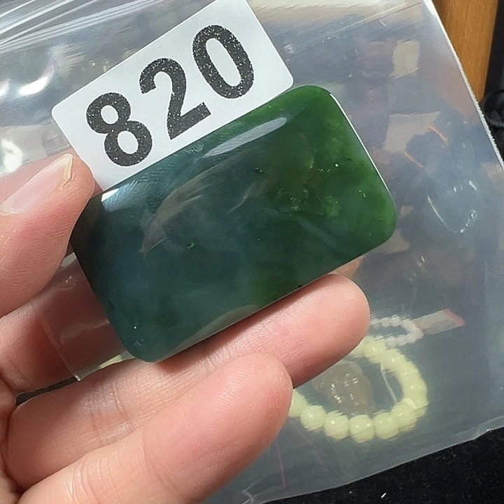 大***2和田玉未镶嵌颈饰