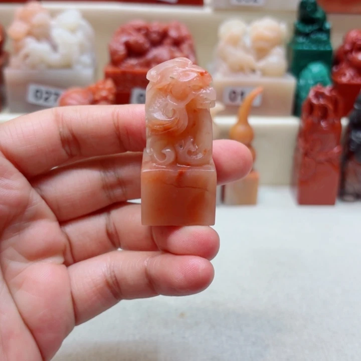 老挝石111111111111