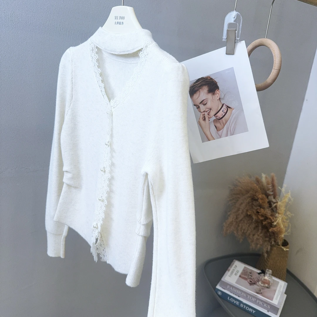 琳心丨秋冬新款白色V领气质设计感针织打底衫 4969
