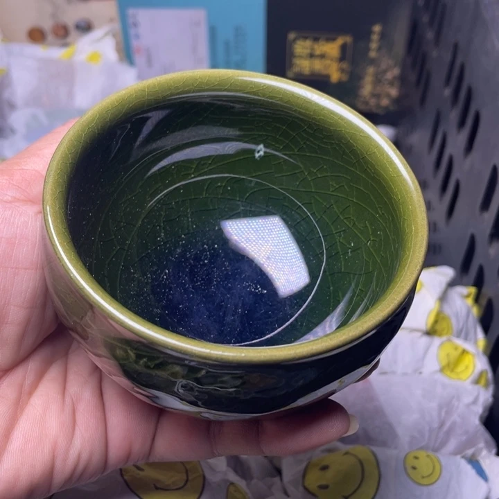 茶盏是的呢我们是朋友呢