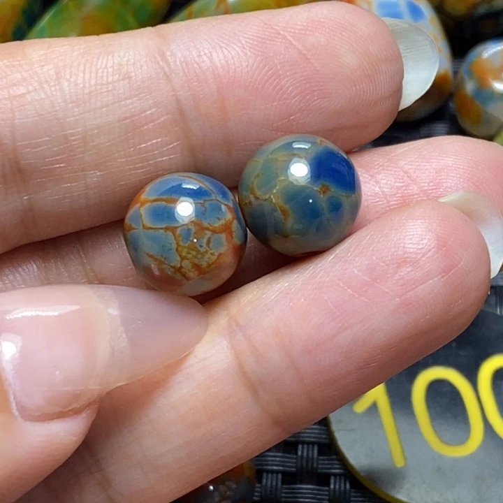 赣***练玛瑙/玉髓未镶嵌颈饰