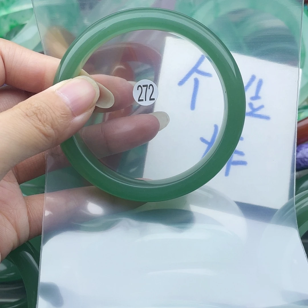 【闪购商品】石英岩玉手镯未镶嵌60