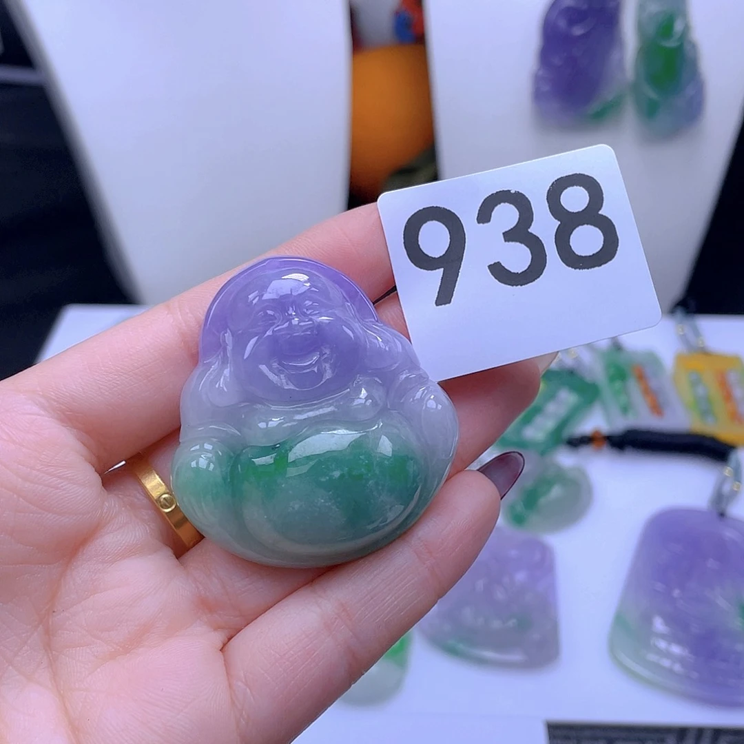 翡翠吊坠(赠链)未镶嵌