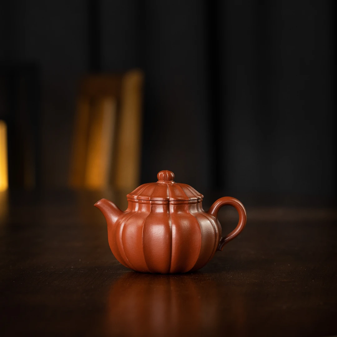 珽珽茶器 筋纹莲子 朱泥 175cc 家用紫砂壶泡茶茶壶