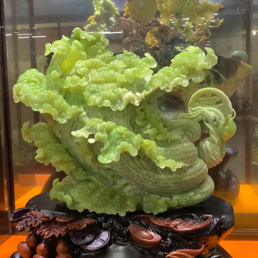 【闪购商品】蛇纹石玉未镶嵌摆件覆膜