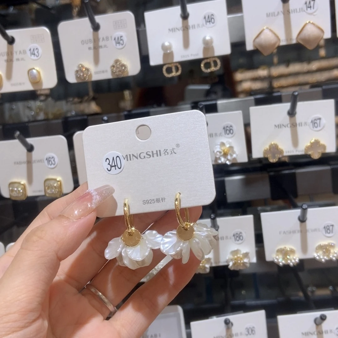 铁合金琉璃合金贝壳花