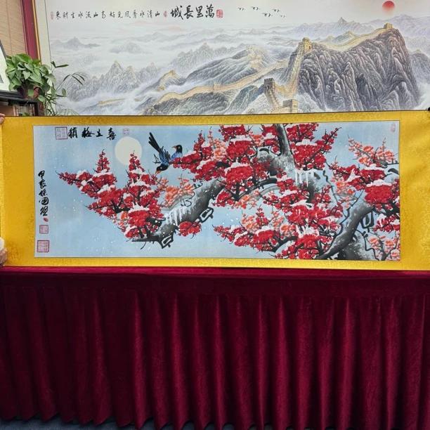 汪保国-喜上眉梢-雪梅-卷轴画梅