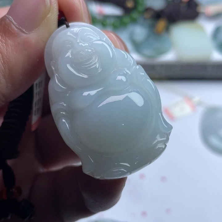 大***宝翡翠未镶嵌颈饰挂件