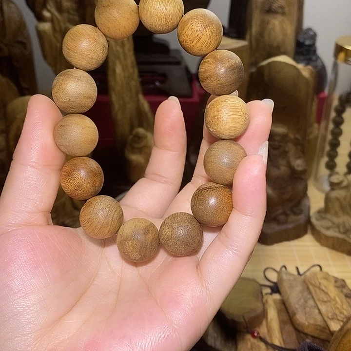 沉香碎屑沉香马泥涝单圈17.8克