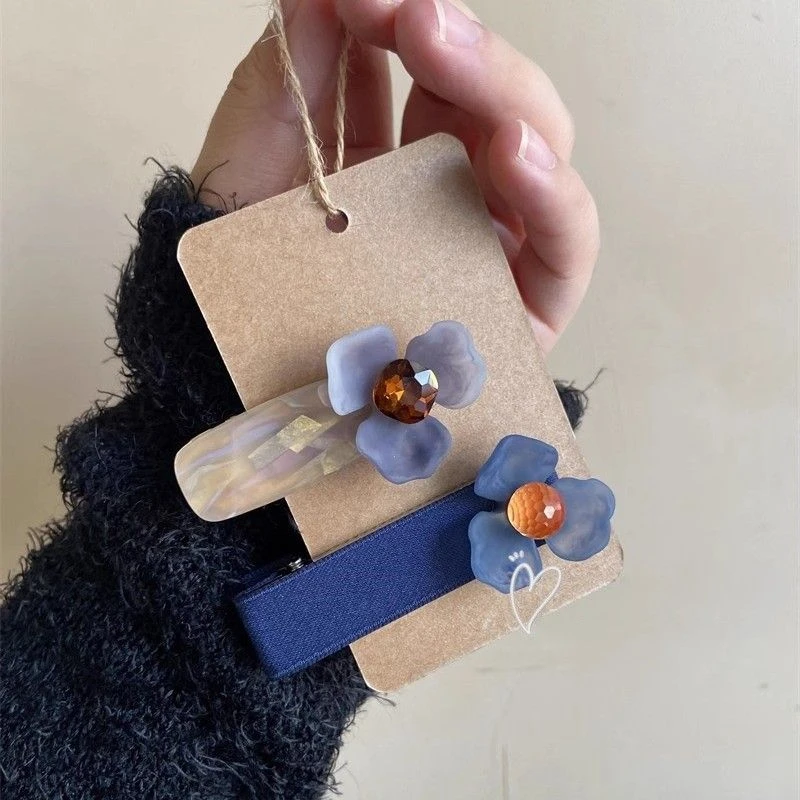 复古雾蓝三瓣花朵发夹高级感日常百搭鸭嘴夹刘海侧边夹发饰新款女