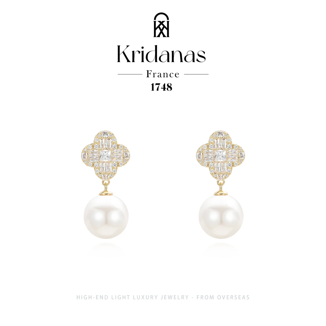 【霞光四叶】Kridanas满镶四叶花轻奢法式珠珠耳钉 F4350