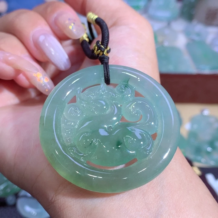 翡翠未镶嵌吊坠(不含链)翡翠