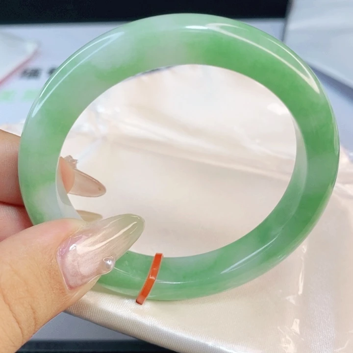 翡翠手镯未镶嵌@***✨54圈