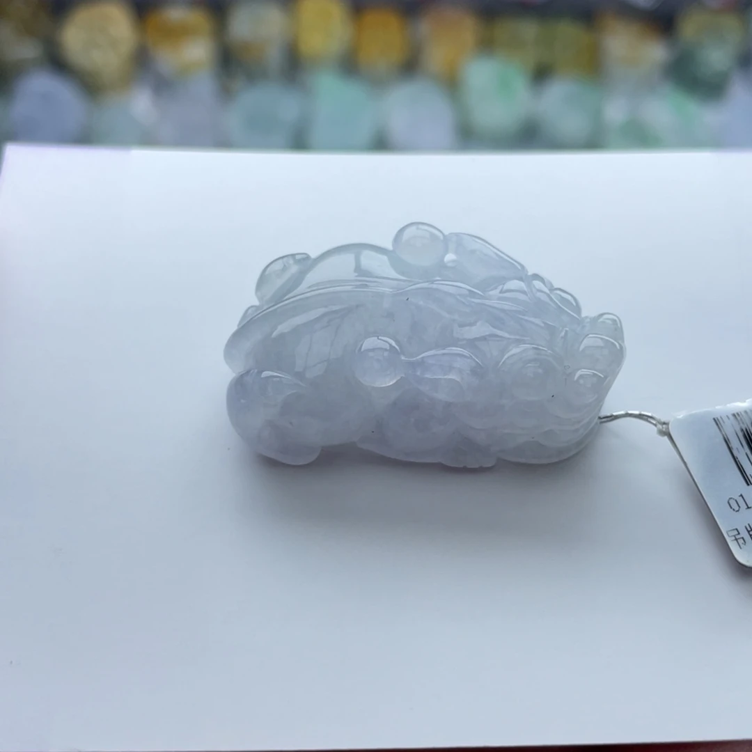 翡翠颈饰未镶嵌貔貅