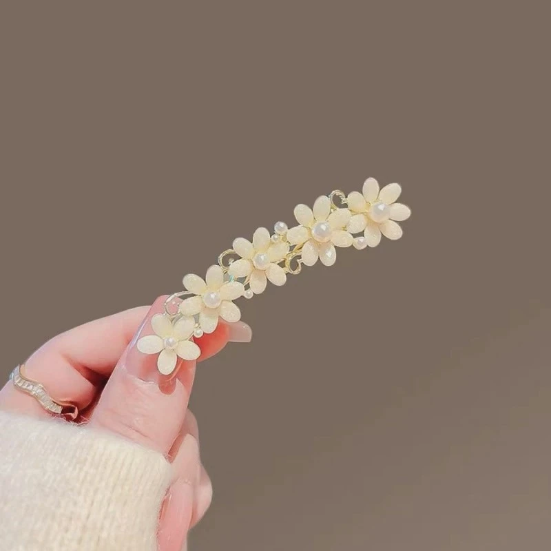 甜美珍珠发夹女春夏新款小花朵鸭嘴夹气质刘海夹子精致侧边夹发卡