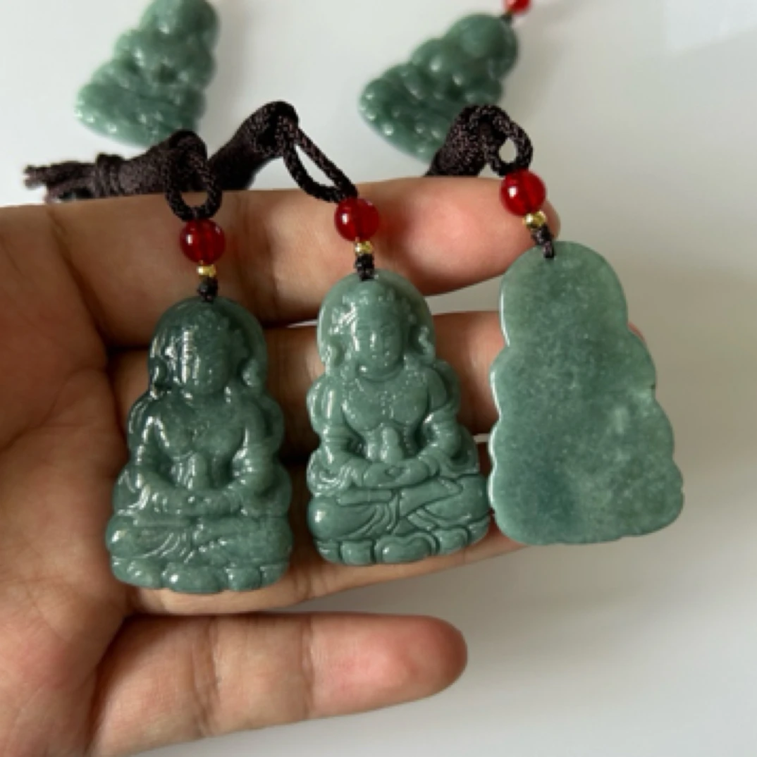 天然A货翡翠度母观音（大小约37×24×4.8）（多样性发一件）（002）