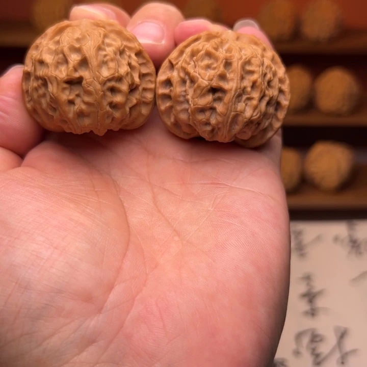 文玩核桃把件苹果园42