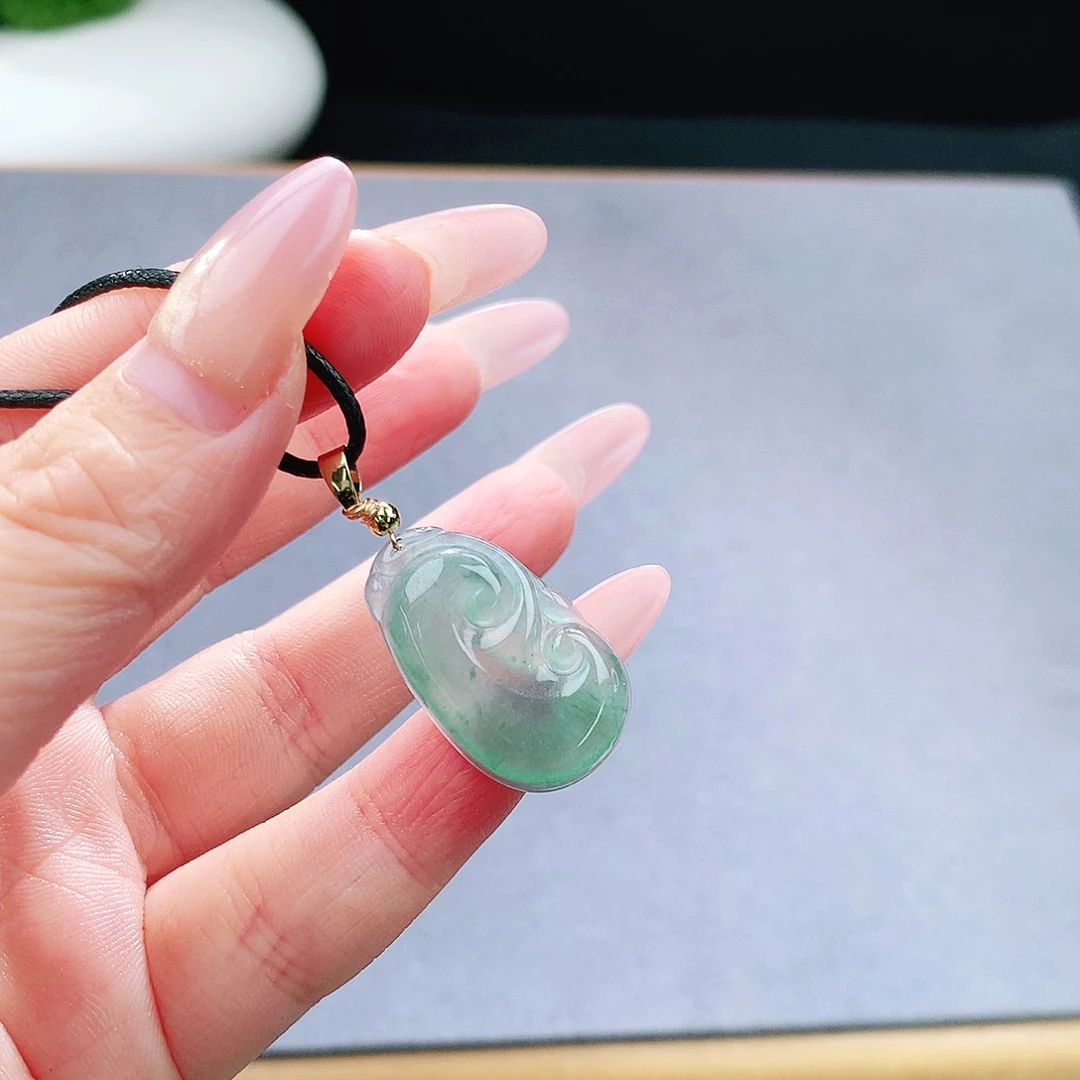 未镶嵌手镯（圆镯）翡翠