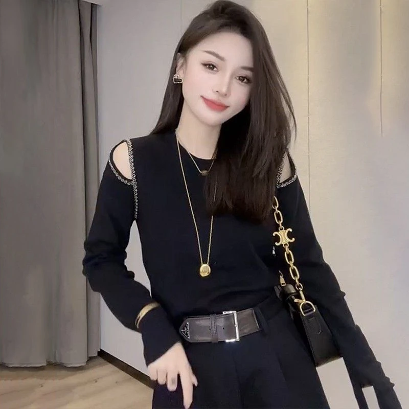 重工钉珠露肩长袖针织衫女春季欧货洋气减龄高级感内搭打底衫上衣