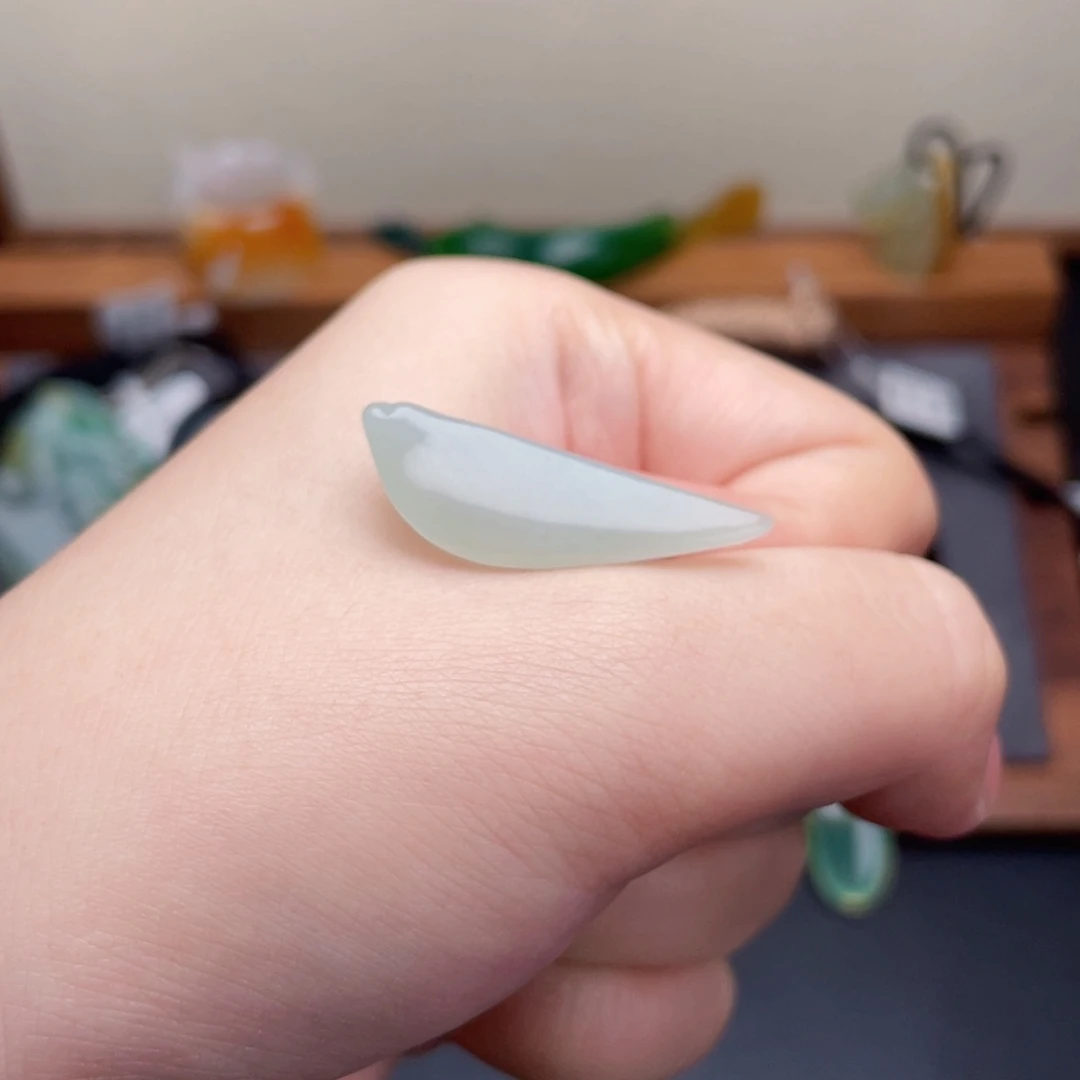 翡翠未镶嵌颈饰翡翠未镶嵌吊坠