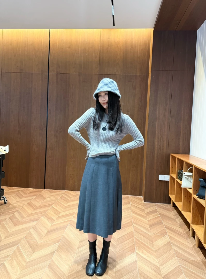 【绮宣】秋季百搭亚麻轻奢长袖时尚针织上衣 YY597