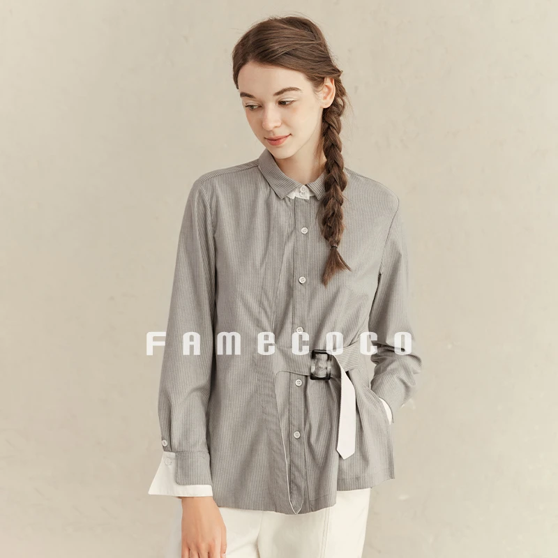 Famecoco范可儿干练通勤设计感收腰衬衫翻领条纹衬衣F221BH006