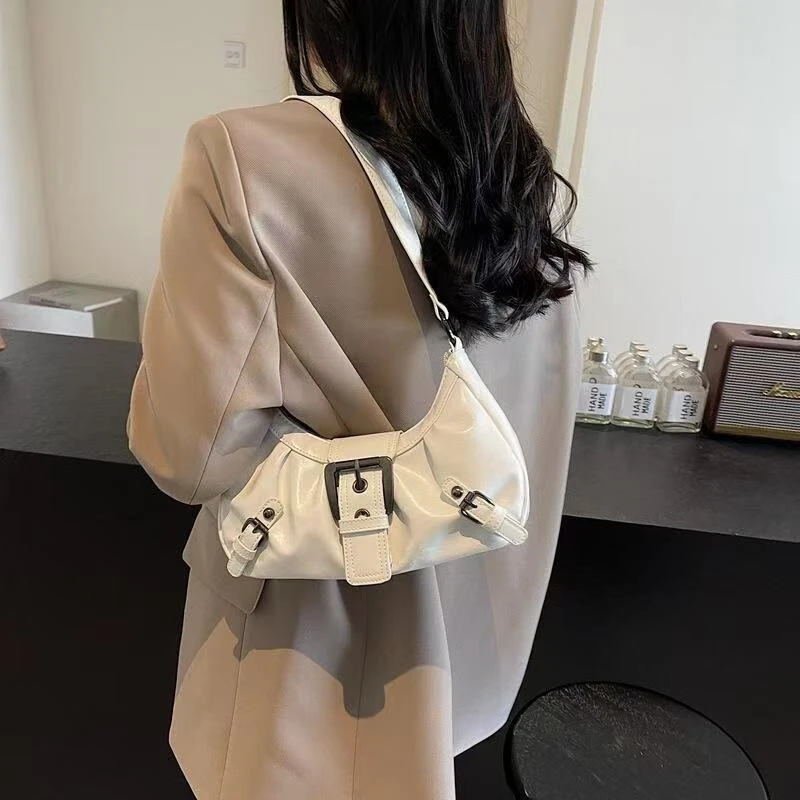 容量中式尼龙冬季休闲上班质感腋下包包女2025潮包百搭包斜挎包