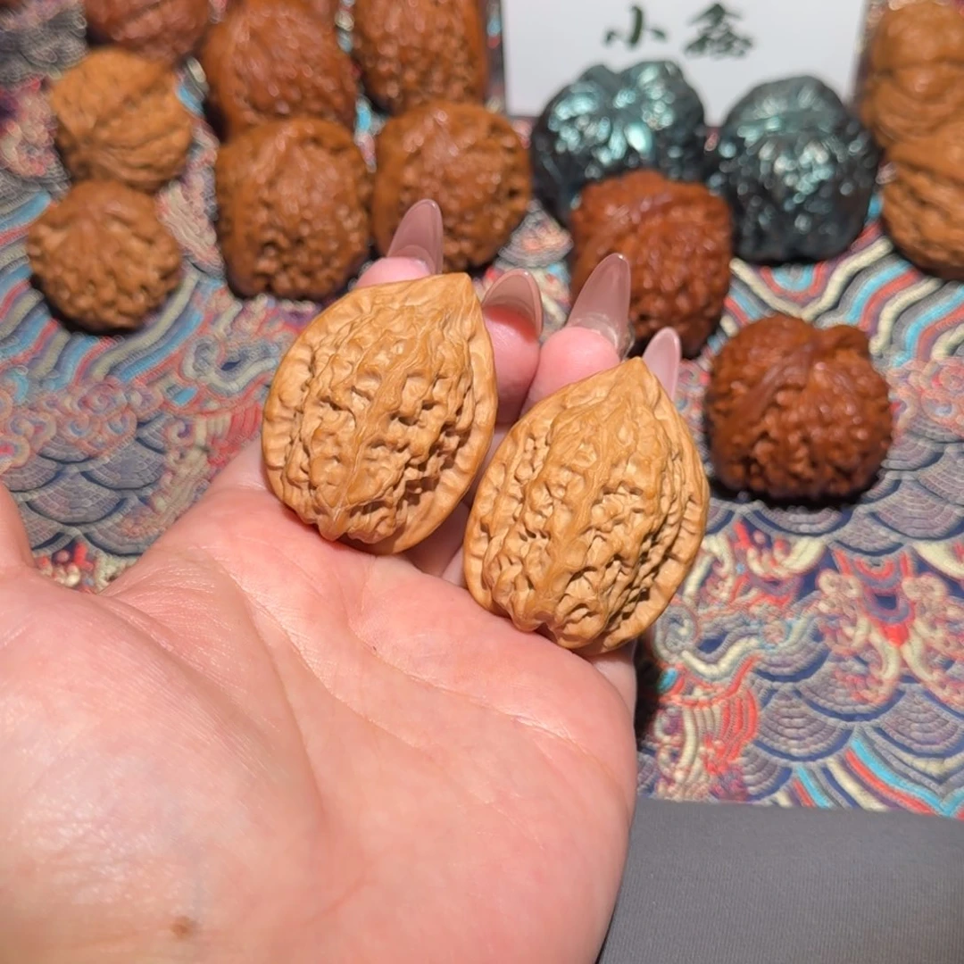 M***r文玩核桃把件1969号34沈鸡文玩核桃