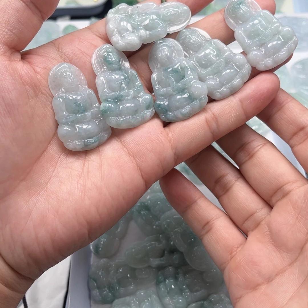 糖***甜翡翠未镶嵌颈饰天然翡翠A货