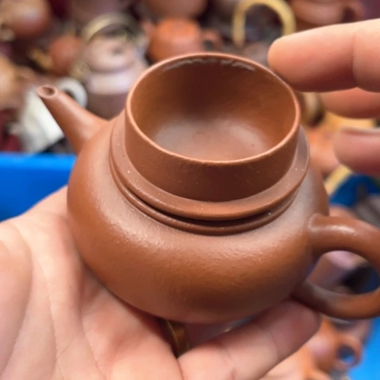 紫砂茶壶瑕疵……………………瑕疵