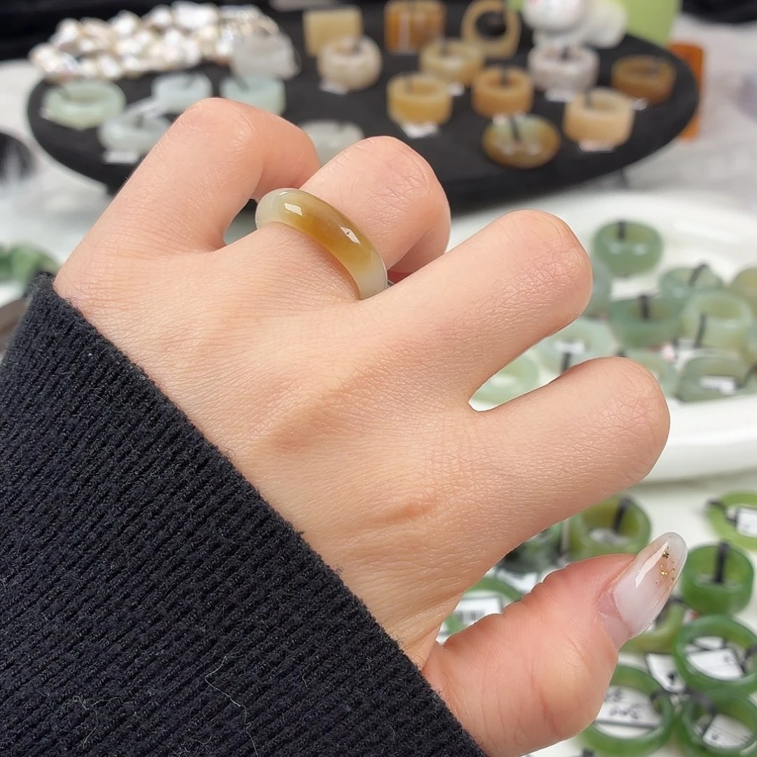 和田玉（糖玉）未镶嵌戒指S10一口糖圆条17.4